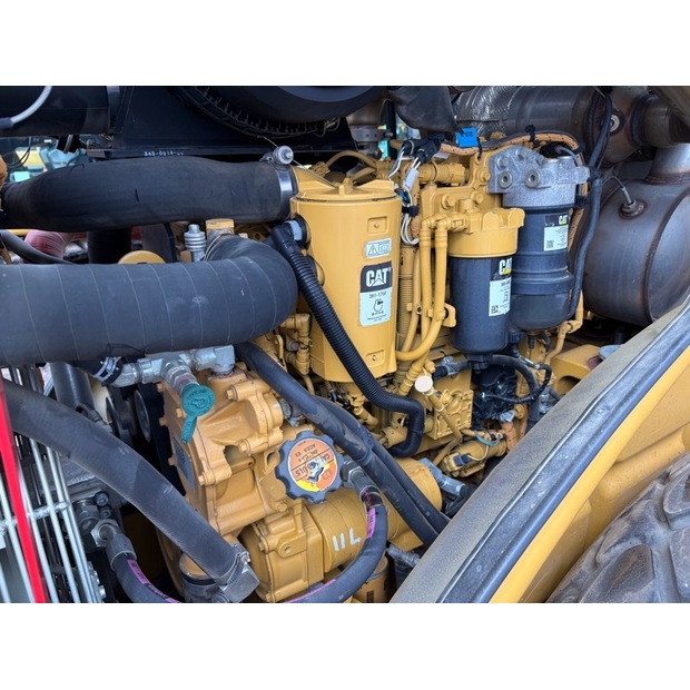 2017 Caterpillar CS56B-48206755