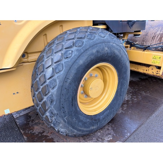 2017 Caterpillar CS56B-48206779
