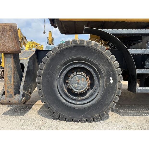 2005 Caterpillar M325C-48206990