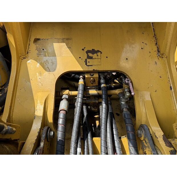 2005 Caterpillar M325C-48207015