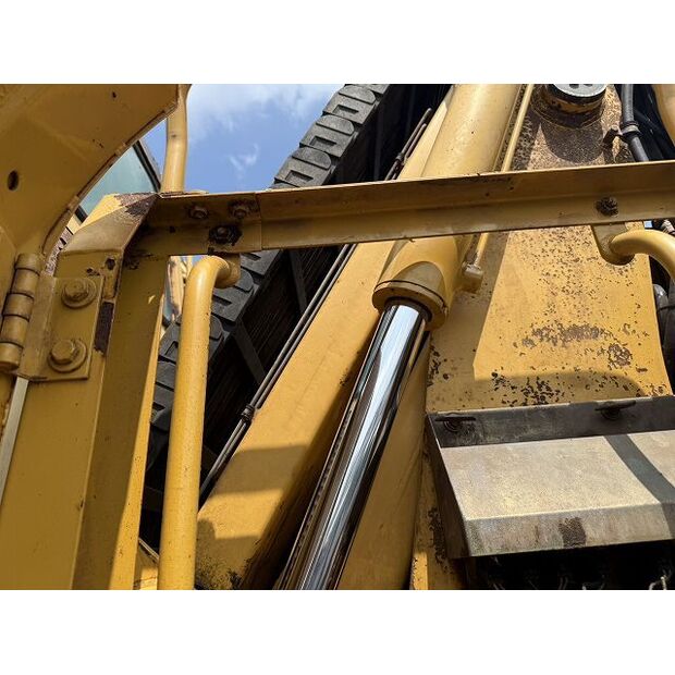 2005 Caterpillar M325C-48207029