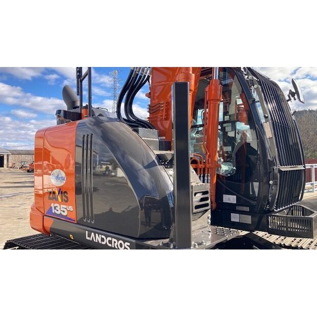 2025 Hitachi ZX135US-6-48207304