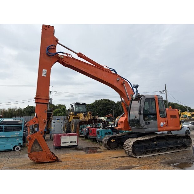 2001 هيتاشى ZX225USR-48207387