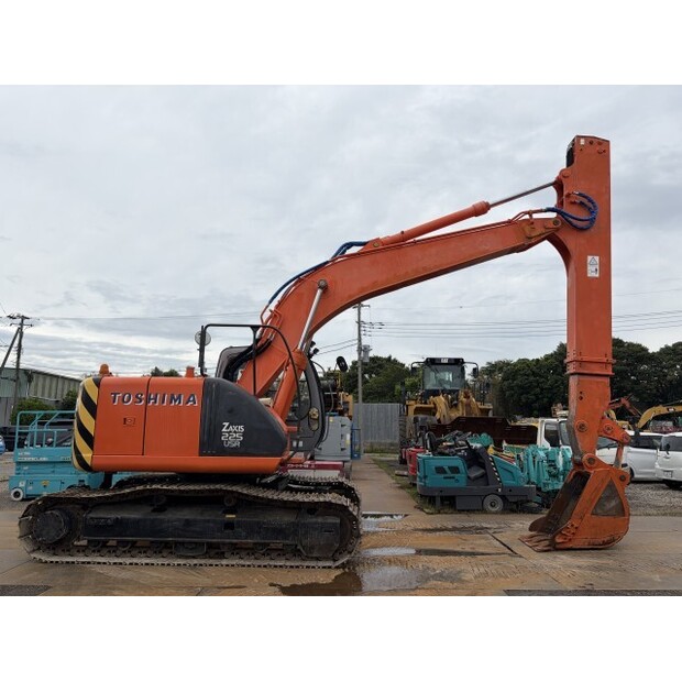 2001 هيتاشى ZX225USR-48207392