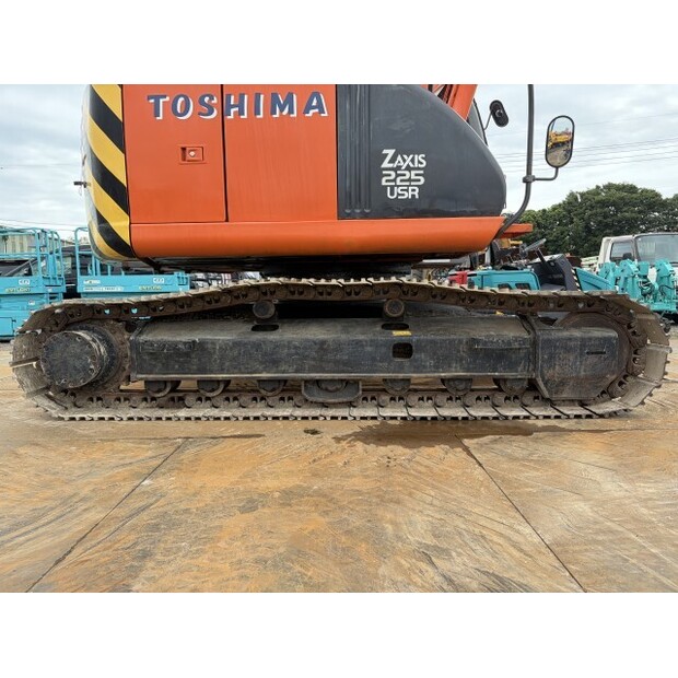 2001 هيتاشى ZX225USR-48207412