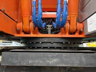 2001-hitachi-zx225usr-48207417