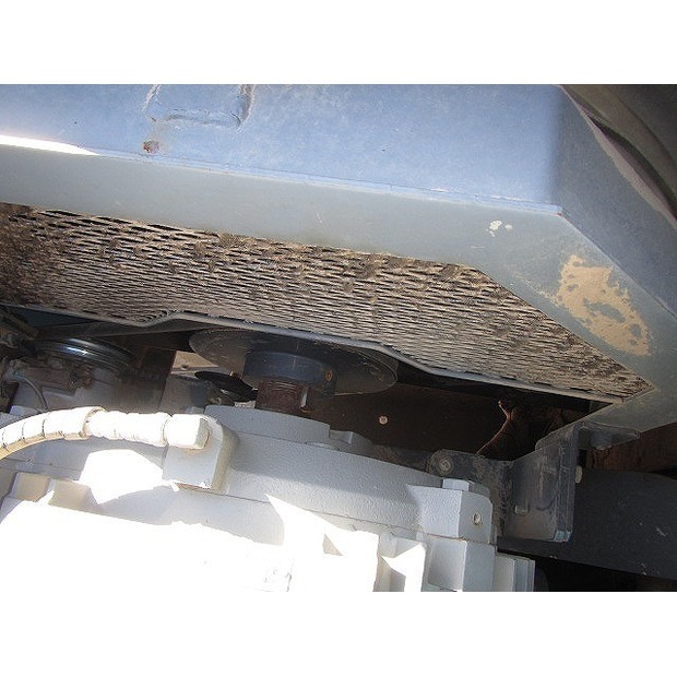 2012 هيتاشى ZX225USRE-3-48207498