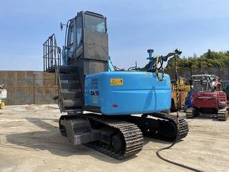 2012-hitachi-zx225usre-3-48207634