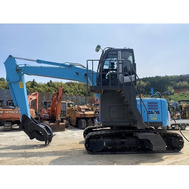 2012 هيتاشى ZX225USRE-3-48207635
