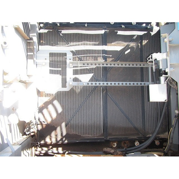 2012 هيتاشى ZX225USRE-3-48207677