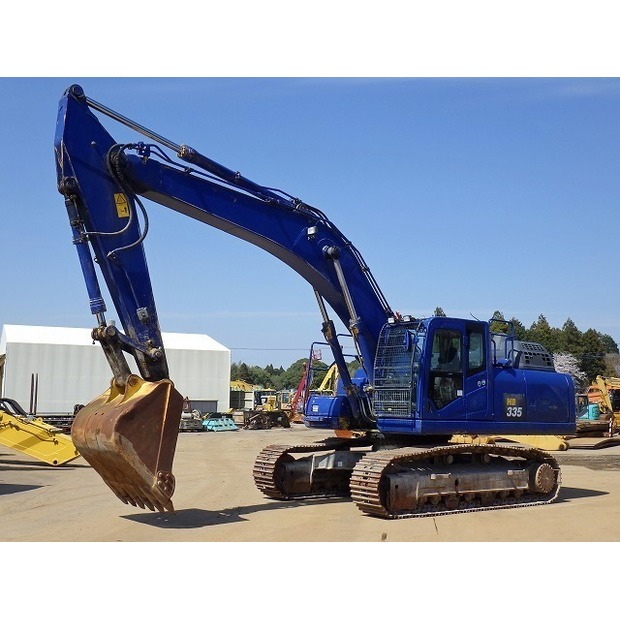 2018 Komatsu HB335-3-48207906
