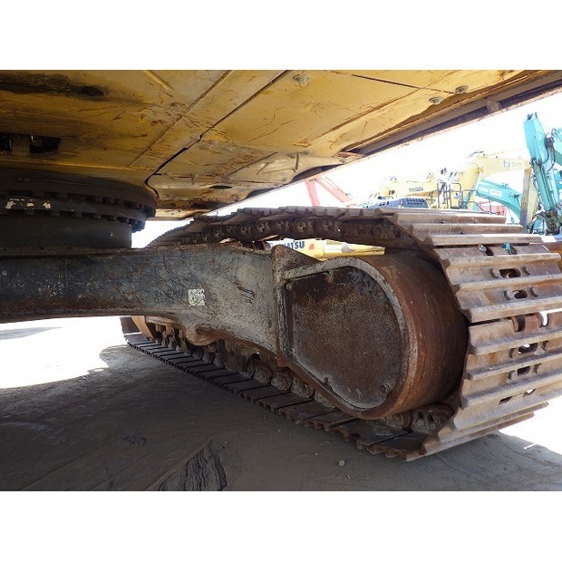 2018 Komatsu HB335-3-48207937