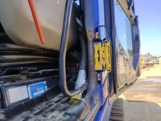 2018-komatsu-hb335-3-48207966