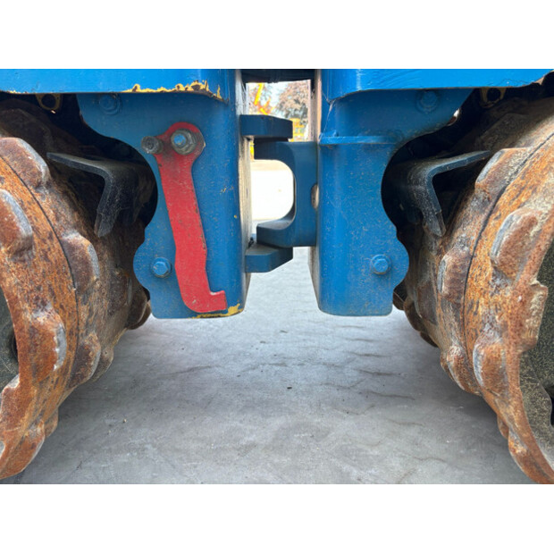 2016 BOMAG BWP 8500-48208019