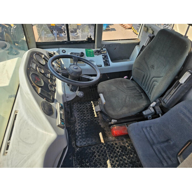 2000 تيريكس TA30-48208034