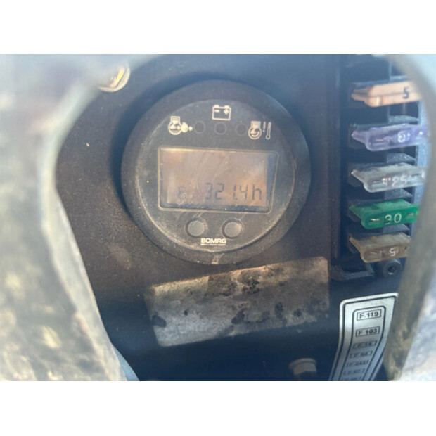 2016 BOMAG BWP 8500-48208036