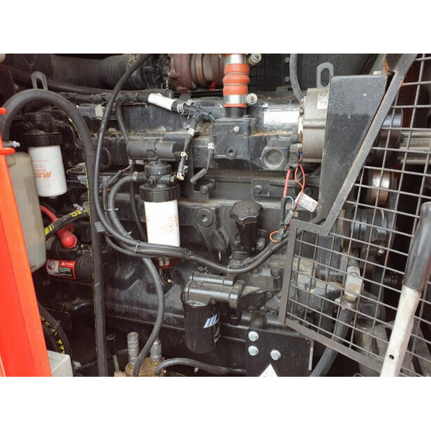 2013 دووسان G150-48208523