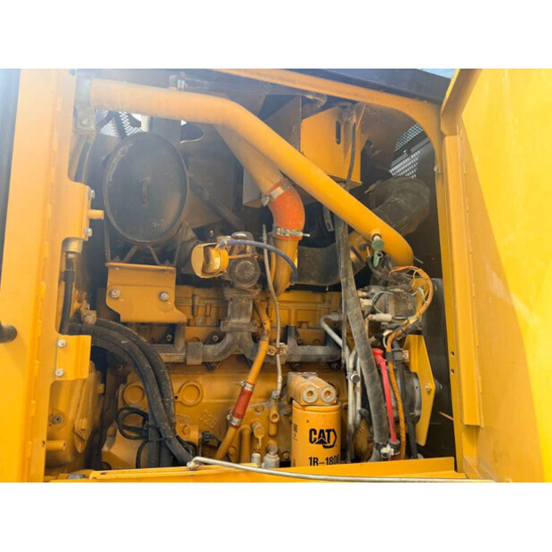 2011 كاتربيلر 140M-48209696