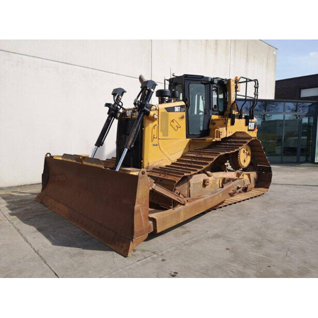 2015 كاتربيلر D6T LGP-48210068