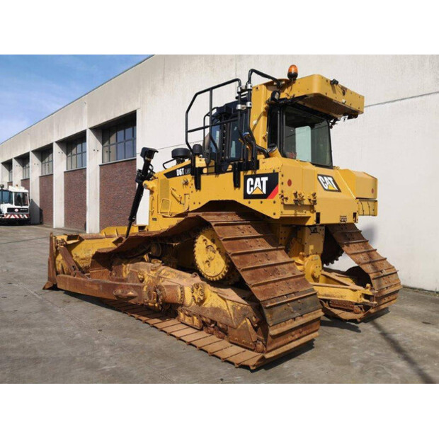 2015 كاتربيلر D6T LGP-48210073