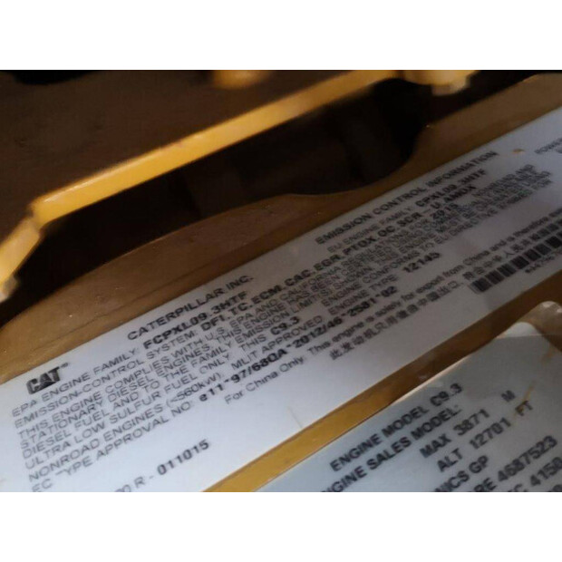 2015 كاتربيلر D6T LGP-48210133