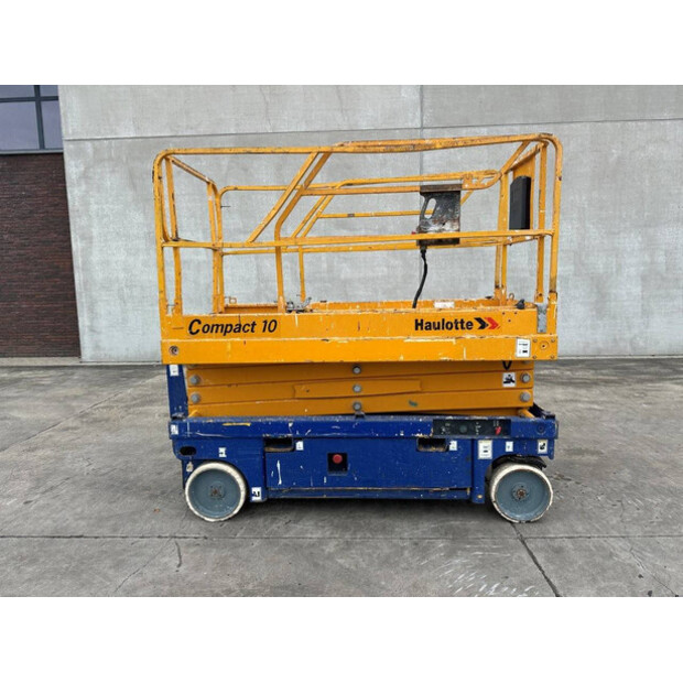 2002 Haulotte COMPACT 10-48210263