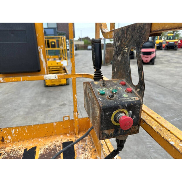 2002 Haulotte COMPACT 10-48210270