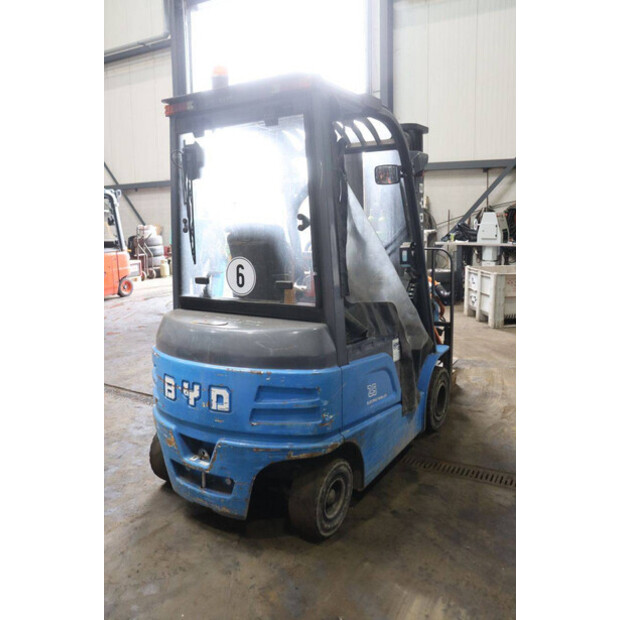 2015 BYD ECB25C-48210800