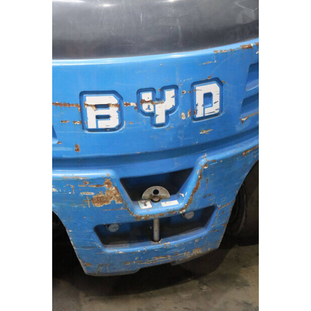 2015 BYD ECB25C-48210816