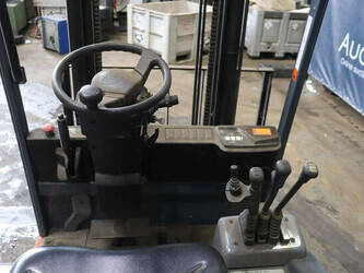 2011-toyota-7fbest15-1468634-48211003