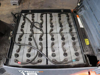 2016-toyota-8fbe18t-1468635-48211055