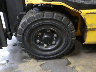 2015-komatsu-fb15m-12-48211130
