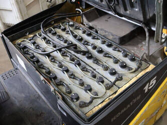 2015-komatsu-fb15m-12-48211143