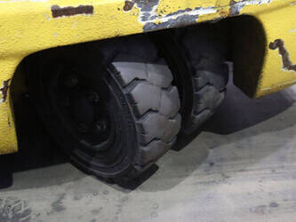 2015-komatsu-fb15m-12-48211165