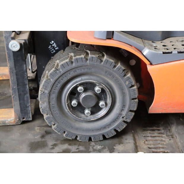 2017 تويوتا 8FBE15T-48211186