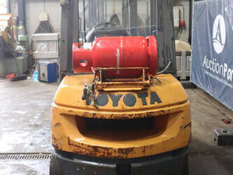 2007-toyota-02-7fgjf35-1468641-48211241