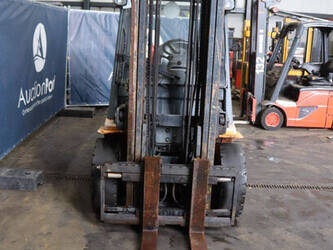 2007-toyota-02-7fgjf35-1468641-48211244