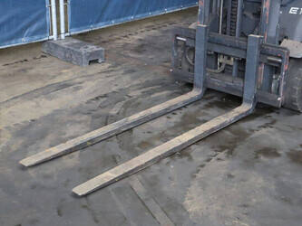 2014-linde-e16c-01-1468643-48211311