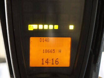2008-linde-e16c-01-48211356