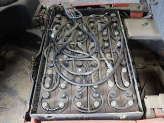 2008-linde-e16c-01-48211359