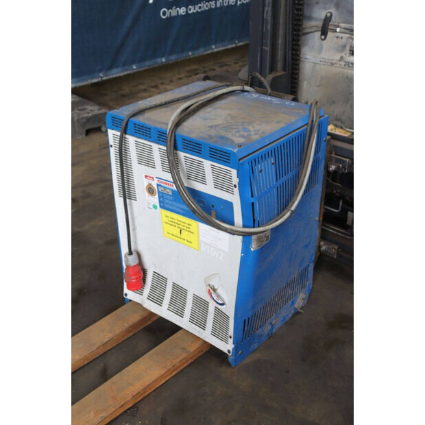 2017 Linde E25L-01-48211439