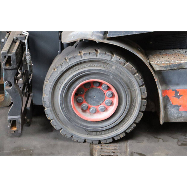 2017 Linde E25L-01-48211443