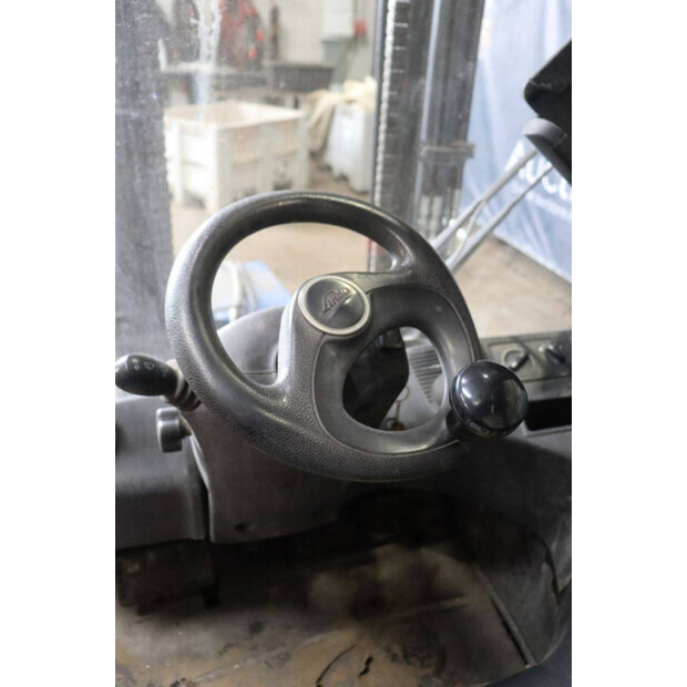 2017 Linde E25L-01-48211453