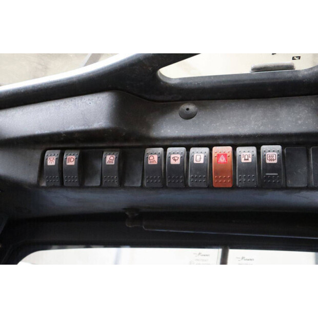 2017 Linde E25L-01-48211455