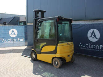 2011-yale-erp25vl-1468677-48212373