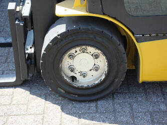 2011-yale-erp25vl-1468677-48212384