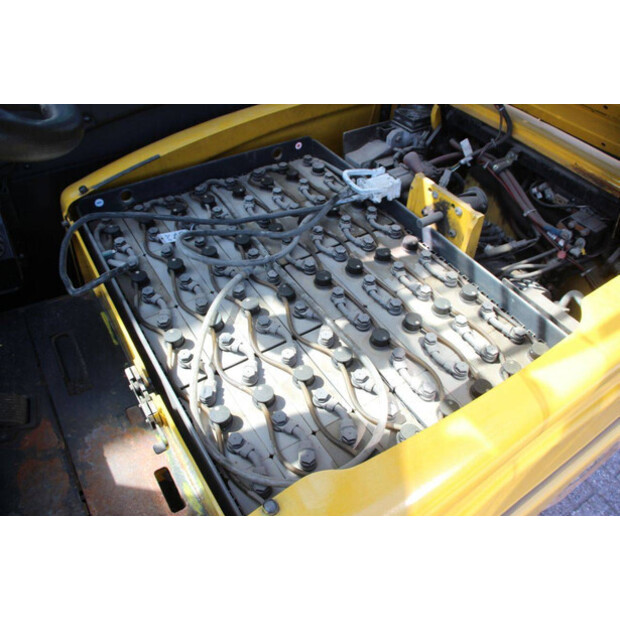 2011 يال ERP25VL-48212387
