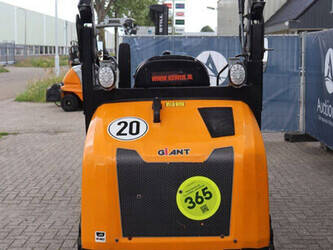 giant-g2200e-48213037