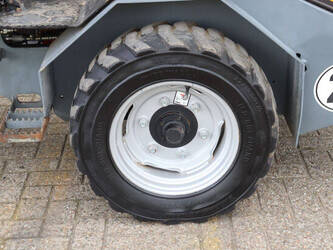 giant-g2200e-48213050