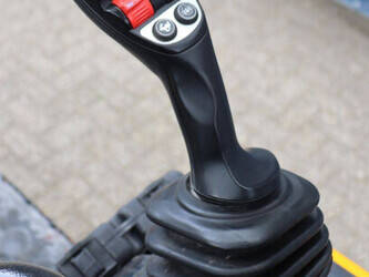 giant-g2200e-48213061